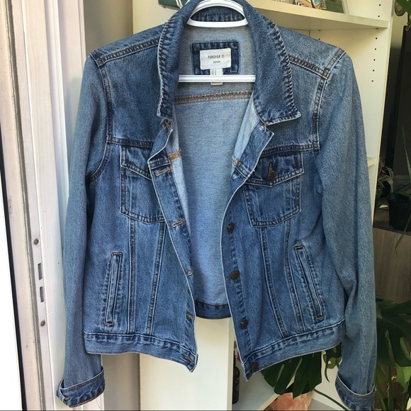Classic Lightweight Denim Jacket - Picture 1 of 4